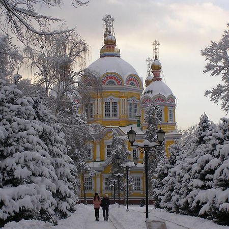 Nadezhda Apartments On Gogol Street 117 Ałma Ata Zewnętrze zdjęcie